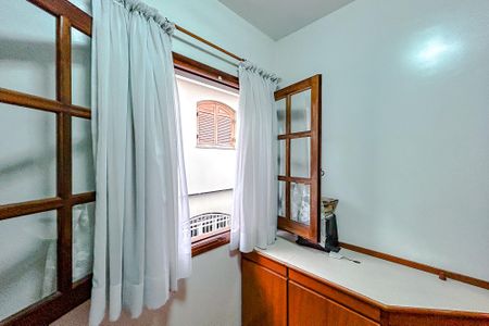 Casa à venda com 295m², 4 quartos e 6 vagasQuarto 3