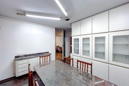 Casa à venda com 295m², 4 quartos e 6 vagasSala de Jantar