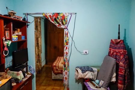 SALA de casa à venda com 6 quartos, 200m² em Bussocaba, Osasco
