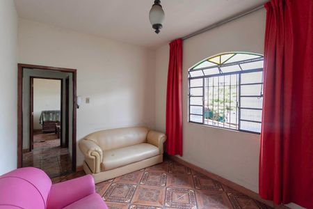 Sala de casa para alugar com 2 quartos, 90m² em Ressaca, Contagem