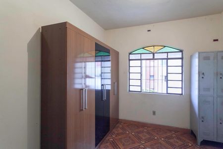 Quarto 1 de casa para alugar com 2 quartos, 90m² em Ressaca, Contagem