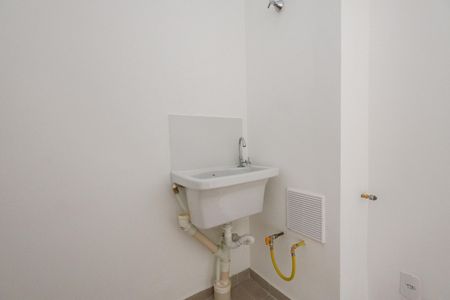 Apartamento para alugar com 36m², 2 quartos e sem vaga Apartamento para alugar com 36m², 2 quartos e sem vagaÁrea de Serviço