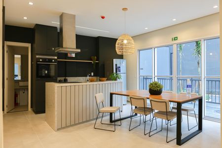 Apartamento para alugar com 36m², 2 quartos e sem vaga Apartamento para alugar com 36m², 2 quartos e sem vagaÁrea comum - Salão de festas