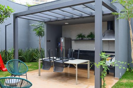 Apartamento para alugar com 36m², 2 quartos e sem vaga Apartamento para alugar com 36m², 2 quartos e sem vagaÁrea comum - Churrasqueira
