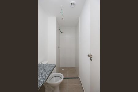Apartamento para alugar com 36m², 2 quartos e sem vaga Apartamento para alugar com 36m², 2 quartos e sem vagaBanheiro