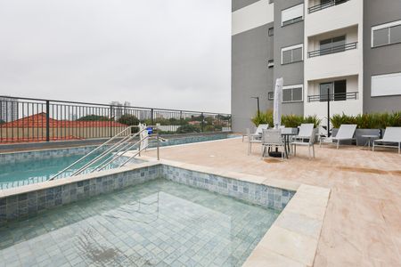 Apartamento para alugar com 36m², 2 quartos e sem vaga Apartamento para alugar com 36m², 2 quartos e sem vagaÁrea comum - Piscina
