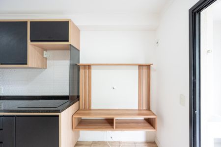 Sala de kitnet/studio para alugar com 1 quarto, 44m² em Mirandópolis, São Paulo