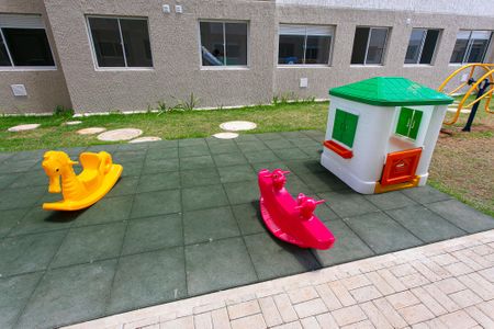 Apartamento para alugar com 33m², 2 quartos e sem vagaÁrea comum - Playground