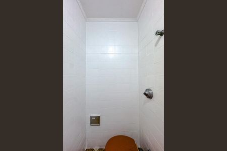 Casa à venda com 385m², 4 quartos e 4 vagasBanheiro de serviço