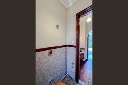 Casa à venda com 385m², 4 quartos e 4 vagasLavabo