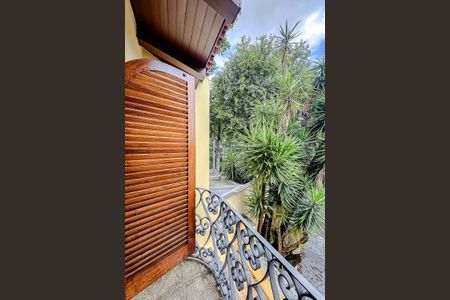 Casa à venda com 385m², 4 quartos e 4 vagasVaranda da Suíte 4