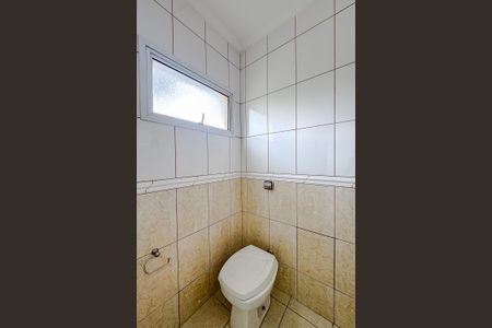 Casa à venda com 385m², 4 quartos e 4 vagasBanheiro da Suíte 4