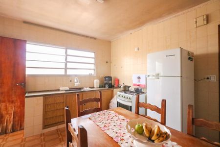 Casa à venda com 143m², 3 quartos e 2 vagasCozinha