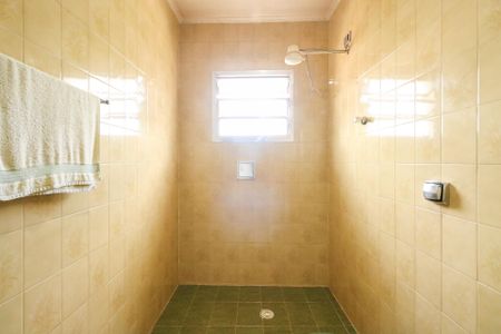 Casa à venda com 143m², 3 quartos e 2 vagasBanheiro 1