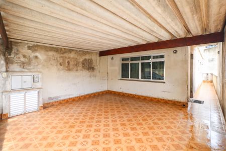 Casa à venda com 143m², 3 quartos e 2 vagasGaragem