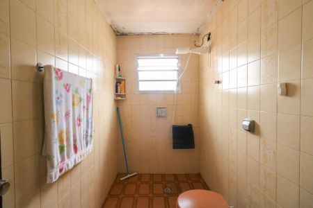 Casa à venda com 143m², 3 quartos e 2 vagasBanheiro 2