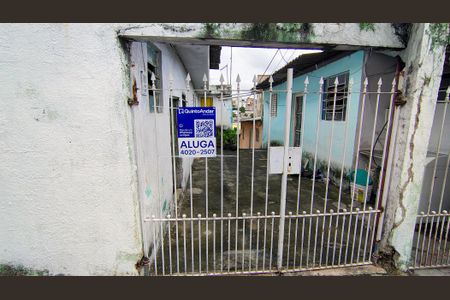 Casa para alugar com 40m², 1 quarto e sem vagaplaca