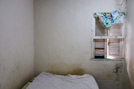 Sala/Quarto de casa para alugar com 1 quarto, 30m² em Helena Maria, Osasco