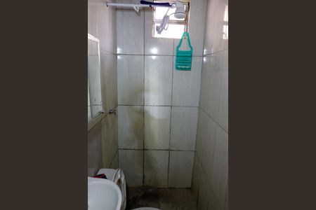 Banheiro de casa para alugar com 1 quarto, 30m² em Helena Maria, Osasco