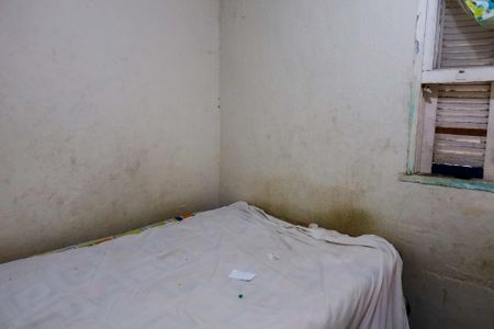 Sala/Quarto de casa para alugar com 1 quarto, 30m² em Helena Maria, Osasco