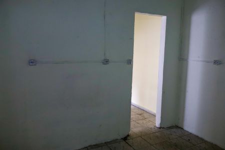 Sala/Quarto de casa para alugar com 1 quarto, 30m² em Helena Maria, Osasco