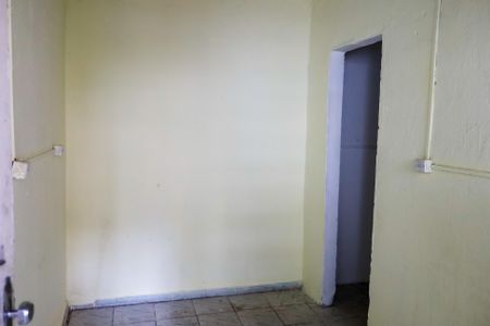 Cozinha de casa para alugar com 1 quarto, 30m² em Helena Maria, Osasco