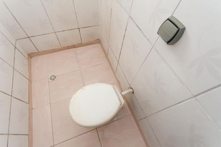 Casa à venda com 457m², 5 quartos e 4 vagasBanheiro - Casa 2