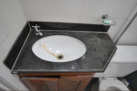 Apartamento à venda com 48m², 2 quartos e 1 vagaBanheiro Social