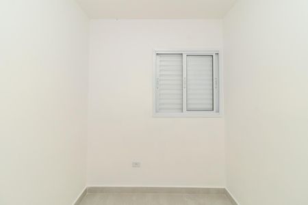 Quarto 2 de apartamento para alugar com 2 quartos, 36m² em Vila Mazzei, São Paulo