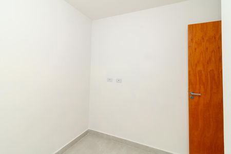 Quarto 2 de apartamento para alugar com 2 quartos, 36m² em Vila Mazzei, São Paulo