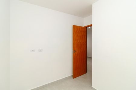 Quarto 2 de apartamento para alugar com 2 quartos, 36m² em Vila Mazzei, São Paulo