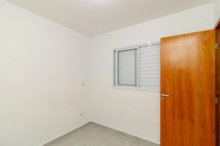 Quarto de apartamento para alugar com 2 quartos, 36m² em Vila Mazzei, São Paulo