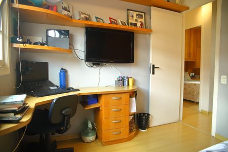 Casa de condomínio à venda com 100m², 3 quartos e 2 vagasQuarto 2 