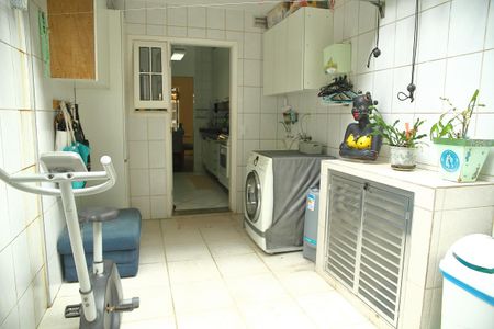 Casa de condomínio à venda com 100m², 3 quartos e 2 vagasÁrea de Serviço