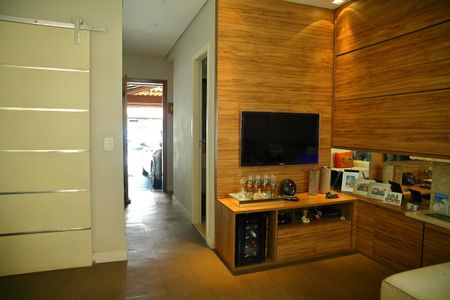 Casa de condomínio à venda com 100m², 3 quartos e 2 vagasSala