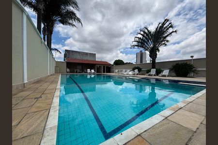 Casa de condomínio à venda com 100m², 3 quartos e 2 vagasÁrea comum - Piscina