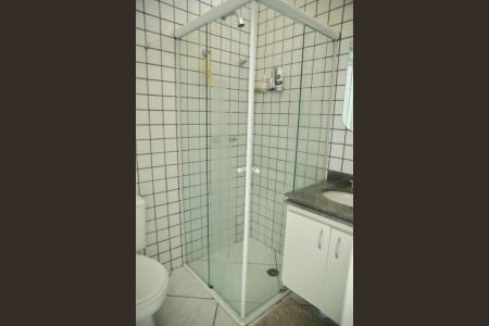 Casa de condomínio à venda com 100m², 3 quartos e 2 vagasSuíte - Banheiro