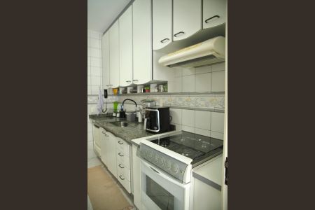 Casa de condomínio à venda com 100m², 3 quartos e 2 vagasCozinha 