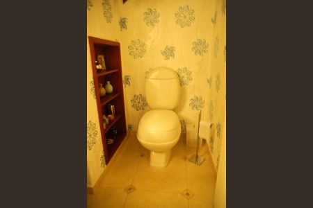 Casa de condomínio à venda com 100m², 3 quartos e 2 vagasLavabo da Sala 