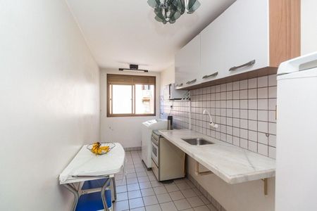 Cozinha  de apartamento para alugar com 2 quartos, 58m² em Cristo Redentor, Porto Alegre