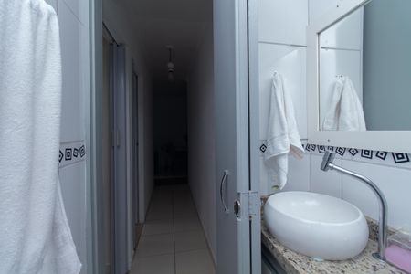 Apartamento para alugar com 45m², 2 quartos e sem vagaBanheiro