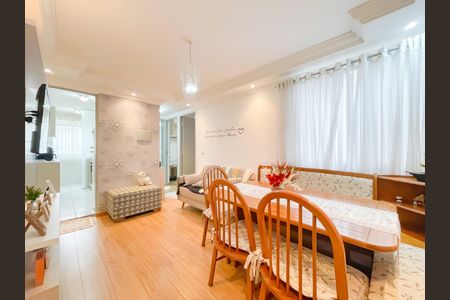 Sala de apartamento à venda com 2 quartos, 44m² em São Pedro, Osasco