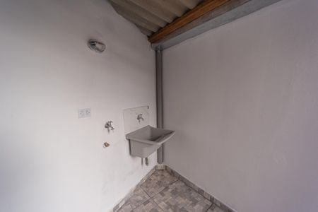 Casa para alugar com 80m², 3 quartos e 1 vaga Casa para alugar com 80m², 3 quartos e 1 vagaÁrea de Serviço