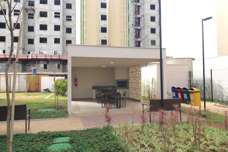 Apartamento para alugar com 38m², 2 quartos e sem vagaÁrea comum - Churrasqueira 2