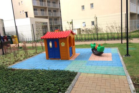 Apartamento para alugar com 38m², 2 quartos e sem vagaPlayground