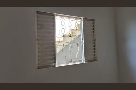 Quarto 01 de casa para alugar com 2 quartos, 150m² em Jardim Karine, Itaquaquecetuba