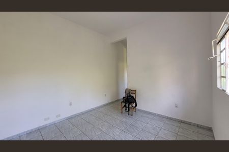 Sala de casa para alugar com 2 quartos, 150m² em Jardim Karine, Itaquaquecetuba
