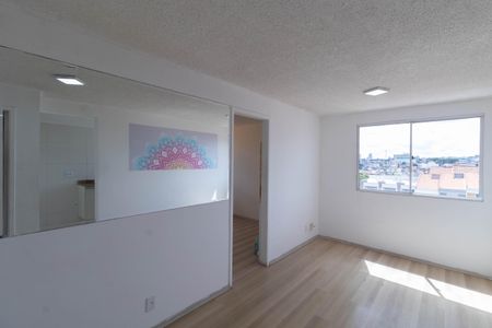 Sala de apartamento para alugar com 2 quartos, 43m² em Vila Ré, São Paulo