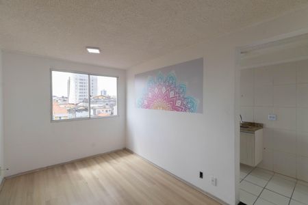 Sala de apartamento para alugar com 2 quartos, 43m² em Vila Ré, São Paulo