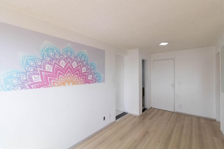 Sala de apartamento para alugar com 2 quartos, 43m² em Vila Ré, São Paulo